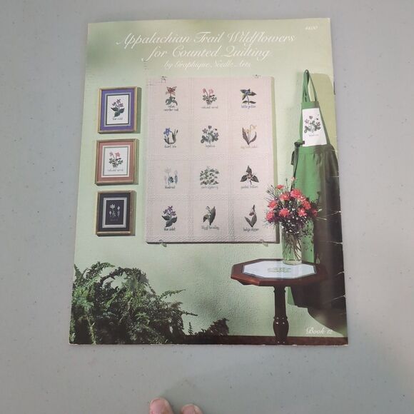 Appalachian Trail Wildflowers for Counted Quilting Graphique Needle Arts Book 12 - Picture 2 of 3